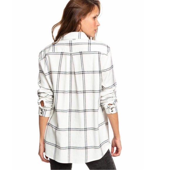 Roxy Young Again Long Sleeve Button Down Black & Pink Flannel | S - Picture 2 of 10